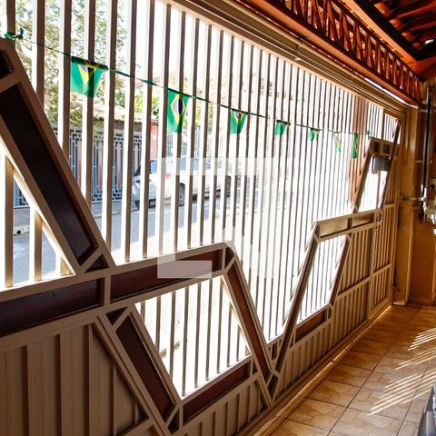 Casa à venda com 154m², 3 quartos e 3 vagasGaragem