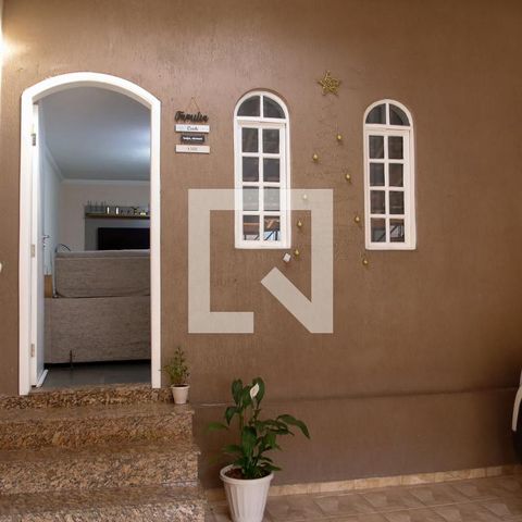 Casa à venda com 154m², 3 quartos e 3 vagasGaragem