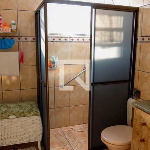 Casa à venda com 154m², 3 quartos e 3 vagasBanheiro