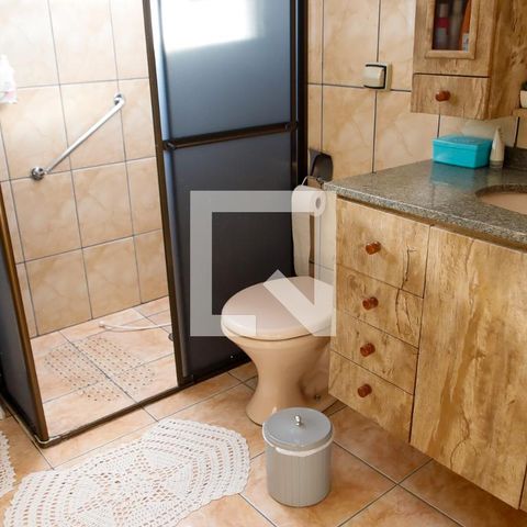 Casa à venda com 154m², 3 quartos e 3 vagasBanheiro