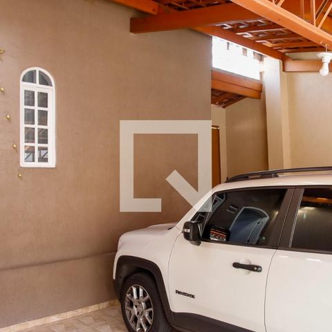 Casa à venda com 154m², 3 quartos e 3 vagasGaragem