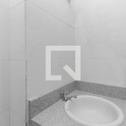 Apartamento à venda com 34m², 2 quartos e sem vagaBanheiro