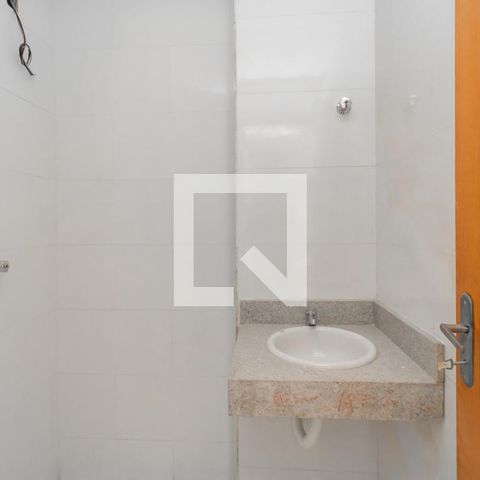 Apartamento à venda com 34m², 2 quartos e sem vagaBanheiro