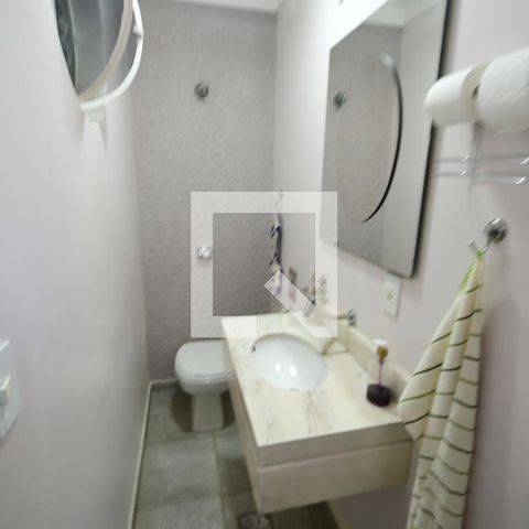 Casa à venda com 250m², 5 quartos e 2 vagasLavabo