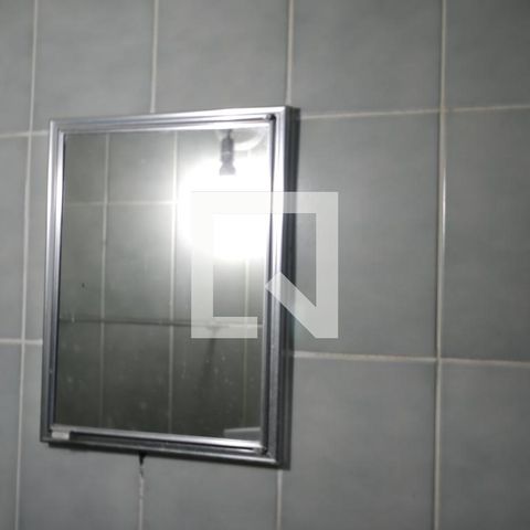 Casa à venda com 250m², 5 quartos e 2 vagasBanheiro de serviço - Armário