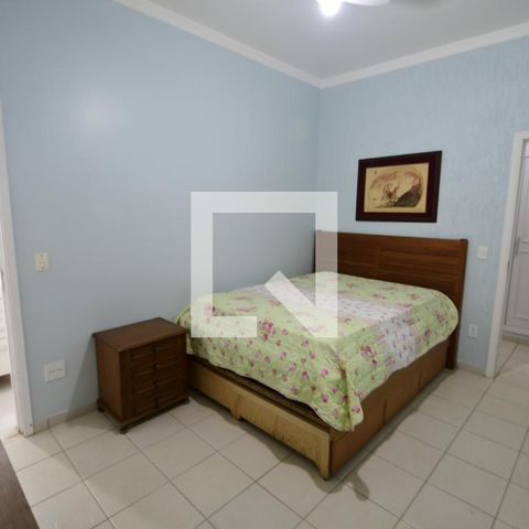 Casa à venda com 250m², 5 quartos e 2 vagasQuarto Suíte 1