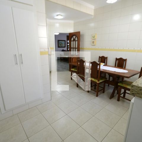 Casa à venda com 250m², 5 quartos e 2 vagasSala 2
