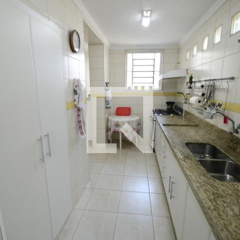 Casa à venda com 250m², 5 quartos e 2 vagasCozinha