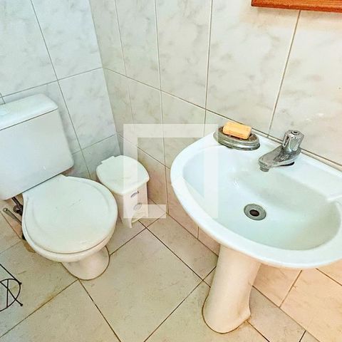 Casa à venda com 218m², 2 quartos e 5 vagas Casa à venda com 218m², 2 quartos e 5 vagasLavabo 2