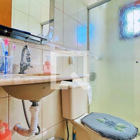 Casa à venda com 218m², 2 quartos e 5 vagas Casa à venda com 218m², 2 quartos e 5 vagasBanheiro da Suíte 1