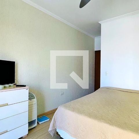 Casa à venda com 218m², 2 quartos e 5 vagas Casa à venda com 218m², 2 quartos e 5 vagasSuíte 1