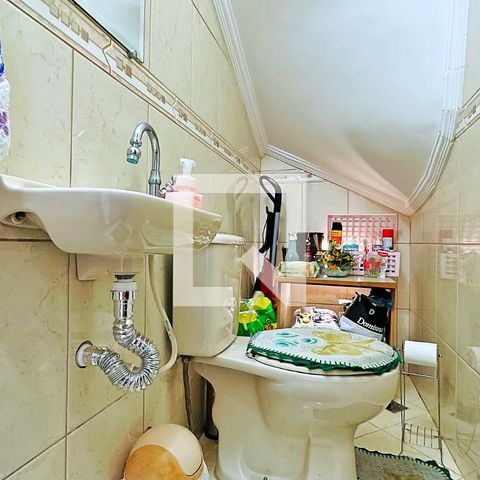 Casa à venda com 218m², 2 quartos e 5 vagas Casa à venda com 218m², 2 quartos e 5 vagasLavabo 1