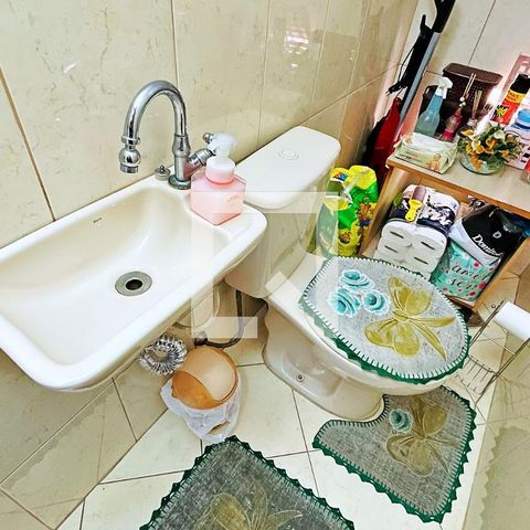 Casa à venda com 218m², 2 quartos e 5 vagas Casa à venda com 218m², 2 quartos e 5 vagasLavabo 1
