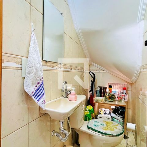 Casa à venda com 218m², 2 quartos e 5 vagas Casa à venda com 218m², 2 quartos e 5 vagasLavabo 1