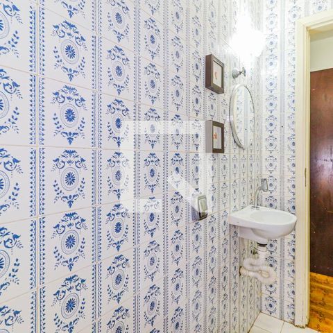 Casa à venda com 225m², 4 quartos e 2 vagas Casa à venda com 225m², 4 quartos e 2 vagasLavabo