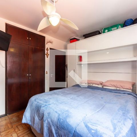 Casa à venda com 225m², 4 quartos e 2 vagas Casa à venda com 225m², 4 quartos e 2 vagasQuarto 1