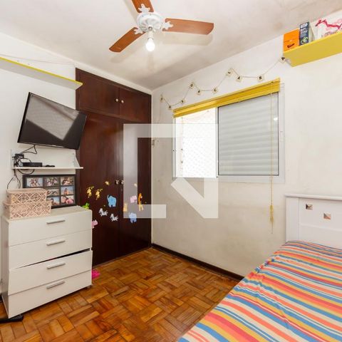 Casa à venda com 225m², 4 quartos e 2 vagas Casa à venda com 225m², 4 quartos e 2 vagasQuarto 2