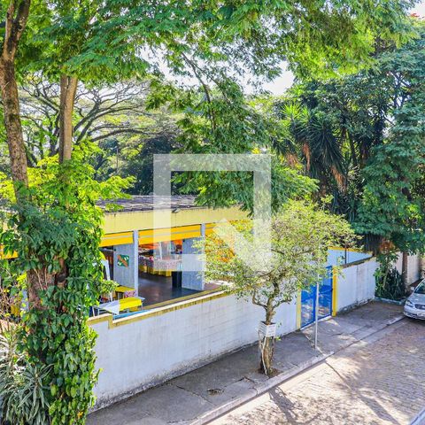 Casa à venda com 225m², 4 quartos e 2 vagas Casa à venda com 225m², 4 quartos e 2 vagasVaranda Suíte 2