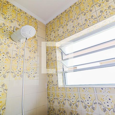 Casa à venda com 225m², 4 quartos e 2 vagas Casa à venda com 225m², 4 quartos e 2 vagasBanheiro Suíte 2
