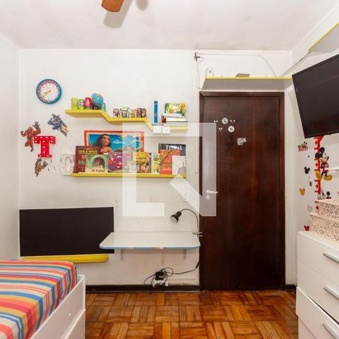 Casa à venda com 225m², 4 quartos e 2 vagas Casa à venda com 225m², 4 quartos e 2 vagasQuarto 2