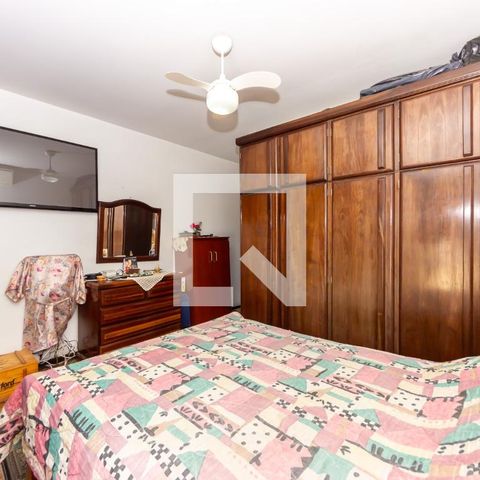Casa à venda com 225m², 4 quartos e 2 vagas Casa à venda com 225m², 4 quartos e 2 vagasSuíte 2