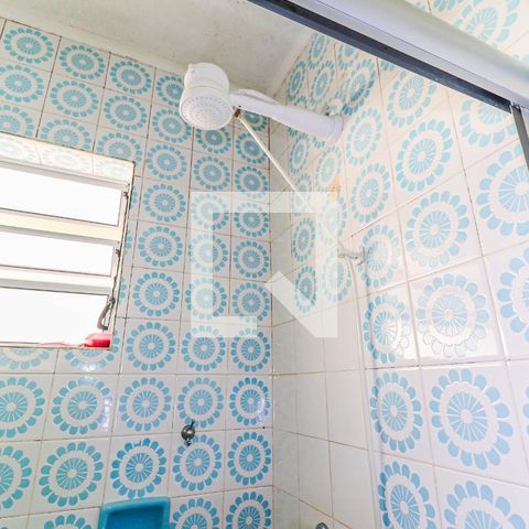 Casa à venda com 225m², 4 quartos e 2 vagas Casa à venda com 225m², 4 quartos e 2 vagasBanheiro