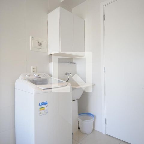 Studio à venda com 30m², 1 quarto e sem vagaÁrea de Serviço