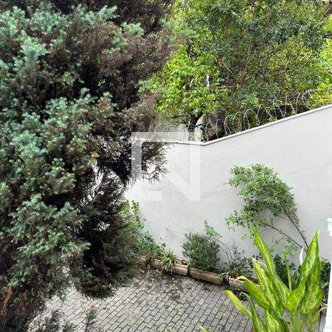 Casa à venda com 216m², 4 quartos e 5 vagas