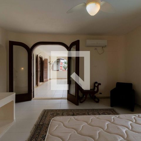 Casa para alugar com 700m², 5 quartos e 6 vagasQuarto 1 - Suíte