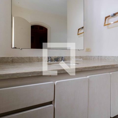 Casa para alugar com 700m², 5 quartos e 6 vagasBanheiro da Suíte 3
