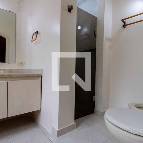 Casa para alugar com 700m², 5 quartos e 6 vagasBanheiro da Suíte 3