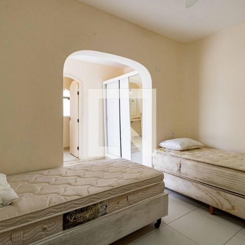 Casa para alugar com 700m², 5 quartos e 6 vagasQuarto 3 - Suíte