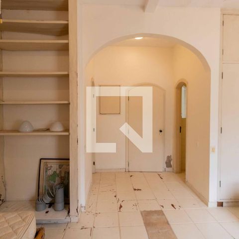 Casa para alugar com 700m², 5 quartos e 6 vagasQuarto de Serviço