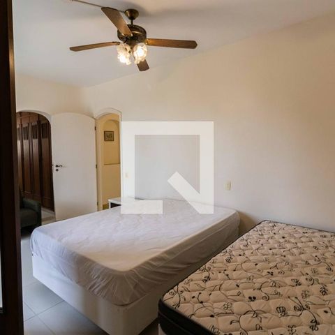 Casa para alugar com 700m², 5 quartos e 6 vagasQuarto 2 - Suíte