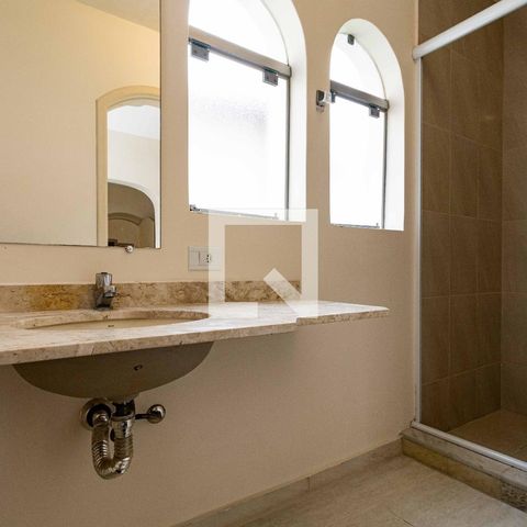 Casa para alugar com 700m², 5 quartos e 6 vagasBanheiro da Suíte 2