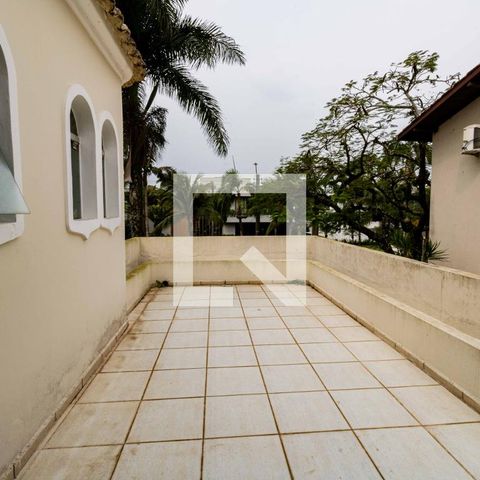 Casa para alugar com 700m², 5 quartos e 6 vagasVaranda