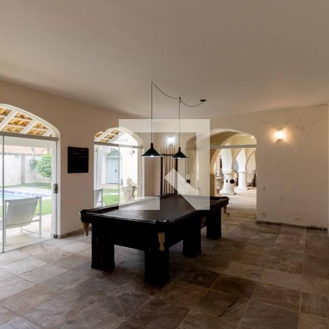 Casa para alugar com 700m², 5 quartos e 6 vagasÁrea comum