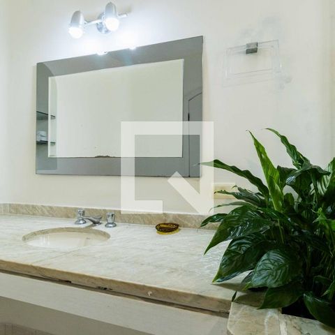 Casa para alugar com 700m², 5 quartos e 6 vagasBanheiro da Suíte 1