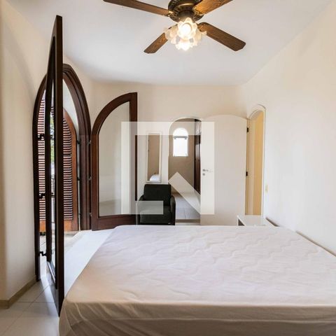 Casa para alugar com 700m², 5 quartos e 6 vagasQuarto 3 - Suíte
