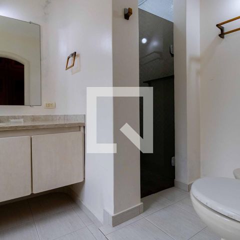 Casa para alugar com 700m², 5 quartos e 6 vagasBanheiro da Suíte 3