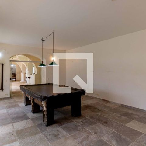 Casa para alugar com 700m², 5 quartos e 6 vagasÁrea comum