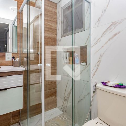 Apartamento à venda com 49m², 2 quartos e 1 vaga Apartamento à venda com 49m², 2 quartos e 1 vagaBanheiro