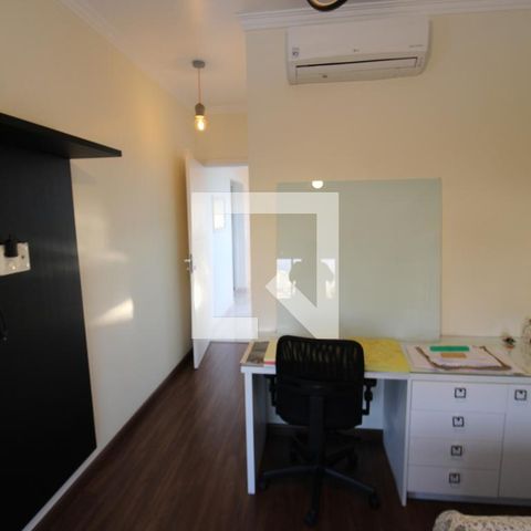 Casa à venda com 250m², 4 quartos e 4 vagasQuarto 2