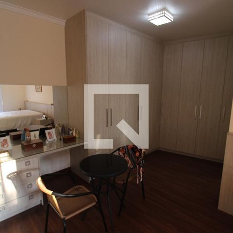 Casa à venda com 250m², 4 quartos e 4 vagasQuarto 1