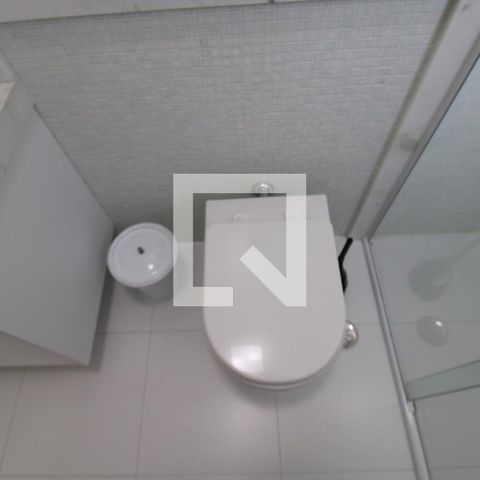Casa à venda com 250m², 4 quartos e 4 vagasQuarto 4 - Banheiro