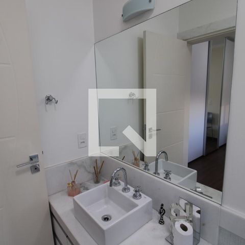 Casa à venda com 250m², 4 quartos e 4 vagasQuarto 4 - Banheiro