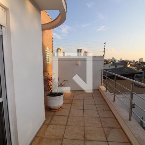 Casa à venda com 250m², 4 quartos e 4 vagasVaranda