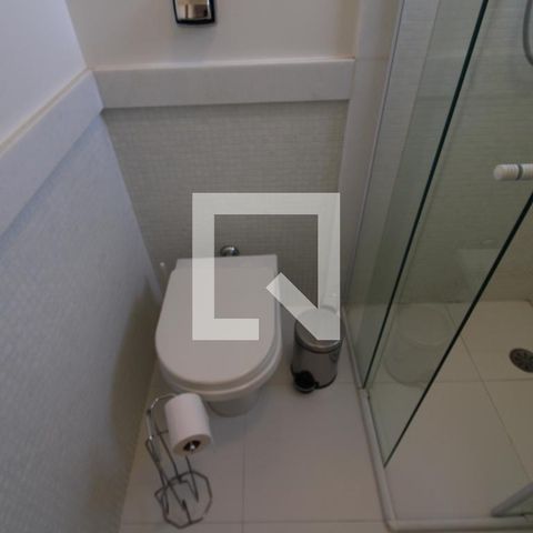 Casa à venda com 250m², 4 quartos e 4 vagasQuarto 3 - Banheiro