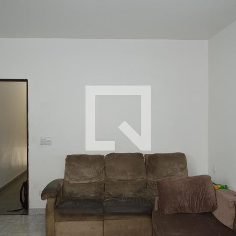 Casa à venda com 114m², 5 quartos e 1 vagaSala