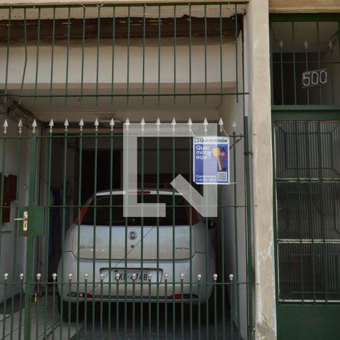 Casa à venda com 114m², 5 quartos e 1 vagaFachada + Plaquinha